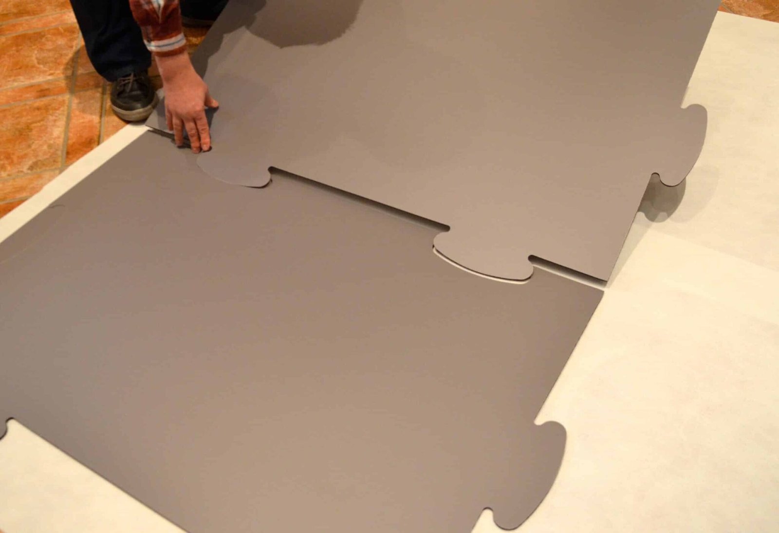 Bodenschutz Hallenbodenschutz atmungsaktives Unter56cf214cd32a2 scaled 1